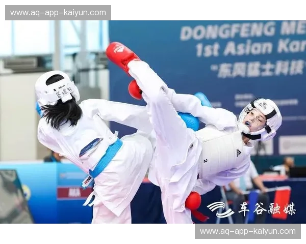 空手道预测：洞察瞬间，掌控赛场与人生